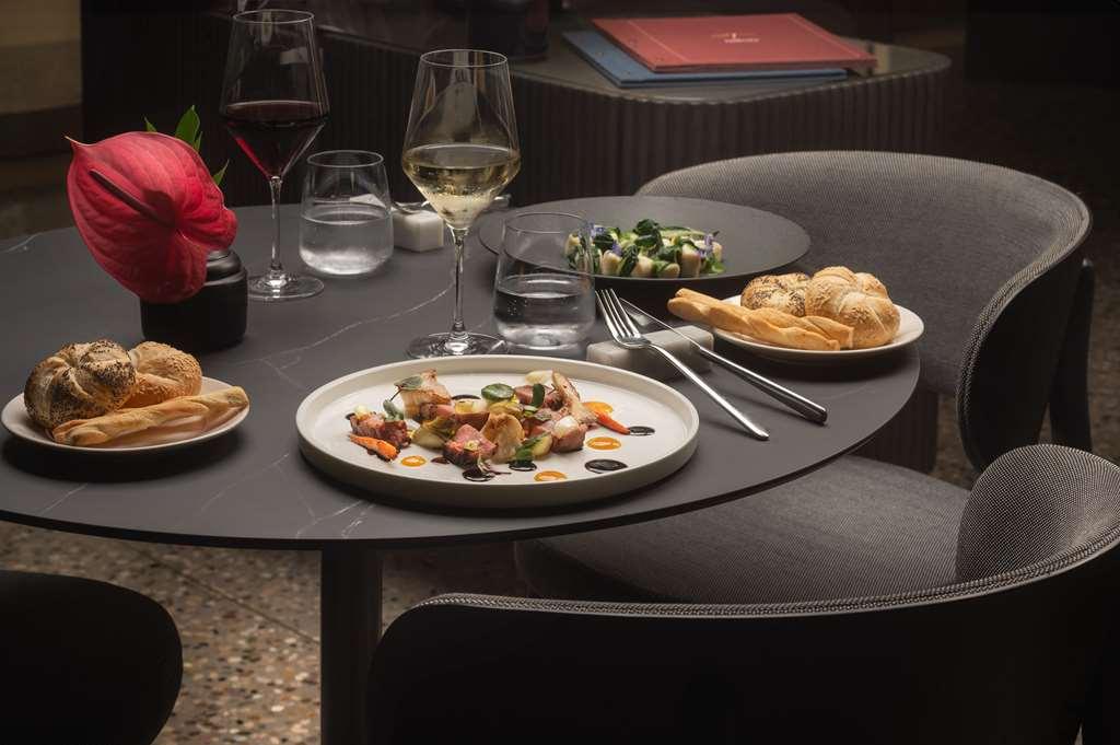 Nh Collection City Life Milano Restaurant billede